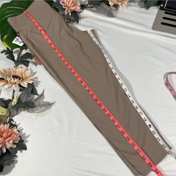 NWT Girlfriend Collective [ XXL ] High‎ Waist 7/8 Leggings in Limestone - Picture 7 of 12